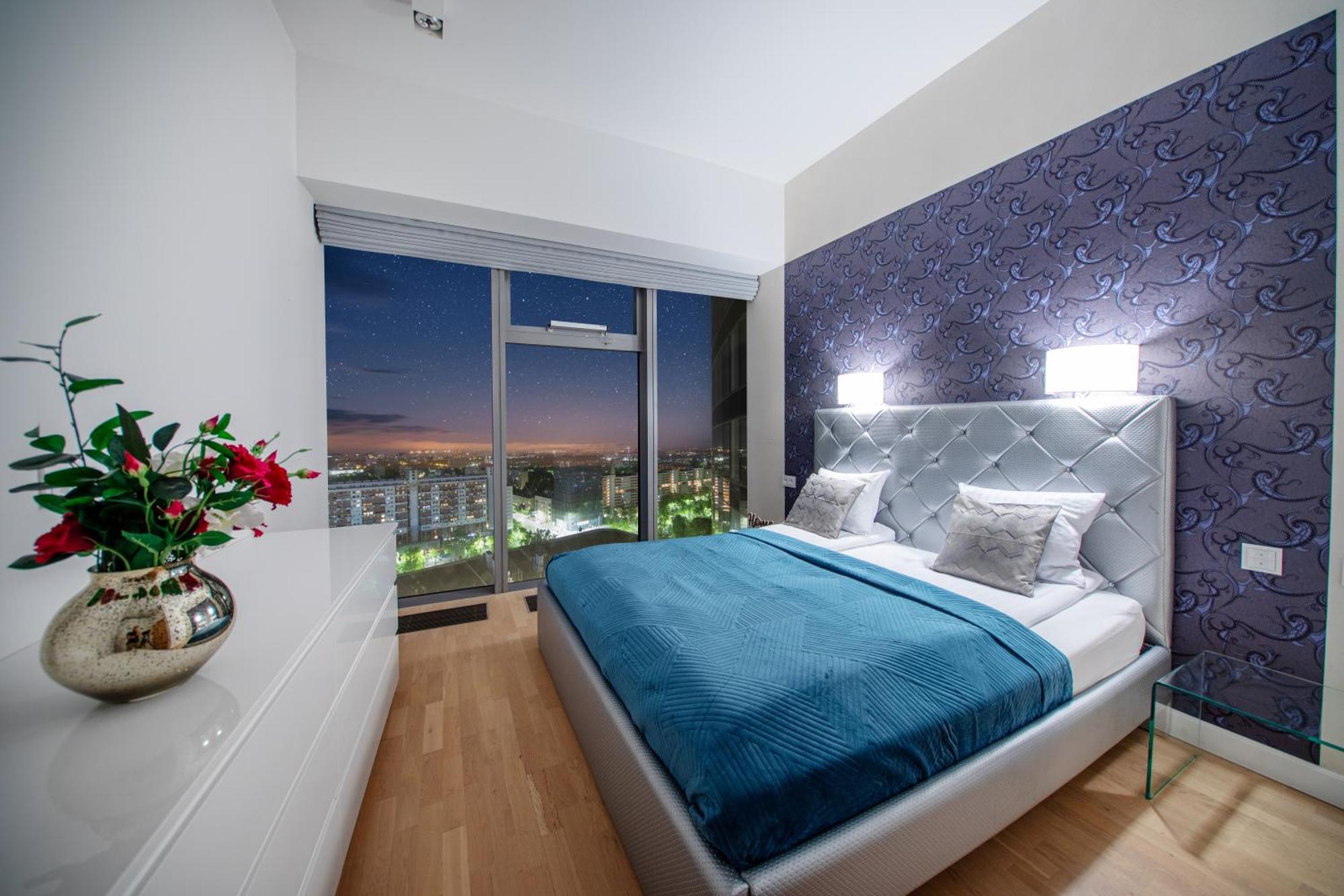 Apartamenty W Sky Tower Wroclaw Exterior photo